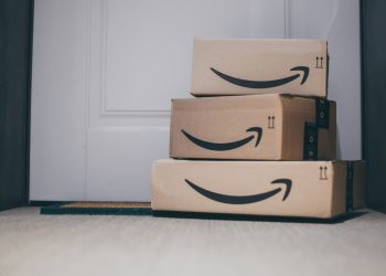 Amazon zera tarifas logísticas para seus vendedores mirando a Black Friday e o Natal