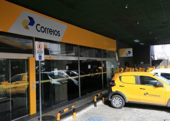 Apesar de resultado divulgado, Correios estão em trajetória positiva, diz Esther Dweck