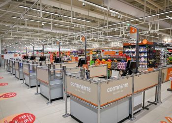 Grupo Sonae abre em Portugal maior referência de supermercado autônomo do mundo