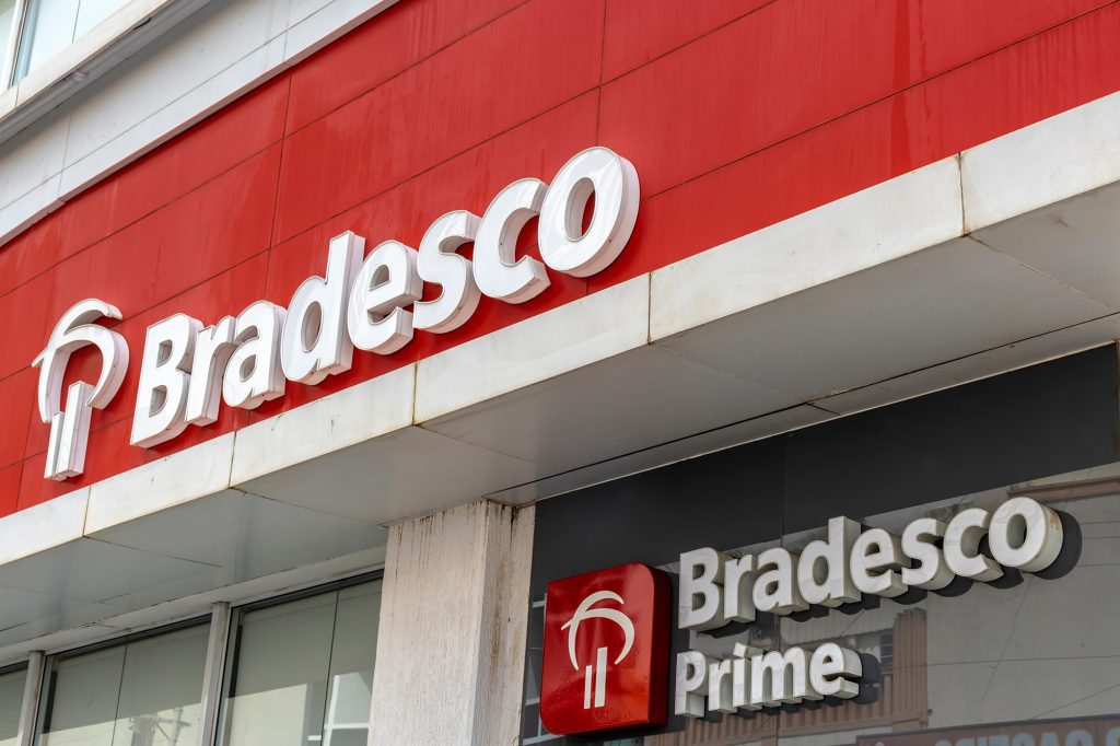 Bradesco prevê alta entre 4% e 8% do crédito em 2025, abaixo da registrada em 2024