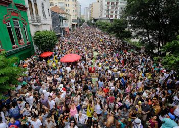 Prefeitura de São Paulo e Ambev promovem capacitação gratuita para ambulantes do Carnaval