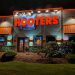 Hooters negocia para entrar com pedido de falência nos próximos meses