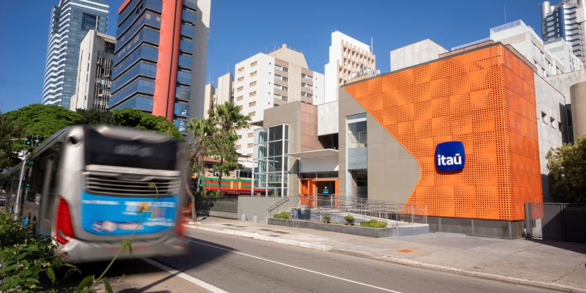 Itaú expande Pix por aproximação para todos os clientes pessoas físicas