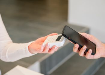 Varejistas e instituições financeiras aceleram a modernização dos meios de pagamento