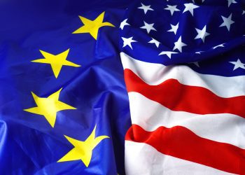 Bourbon, jeans, e motocicletas: os possíveis alvos da Europa em resposta às tarifas de Trump