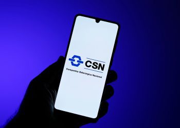 CSN tem prejuízo líquido de R$ 85 milhões no 4º trimestre, queda de 110% na comparação anual