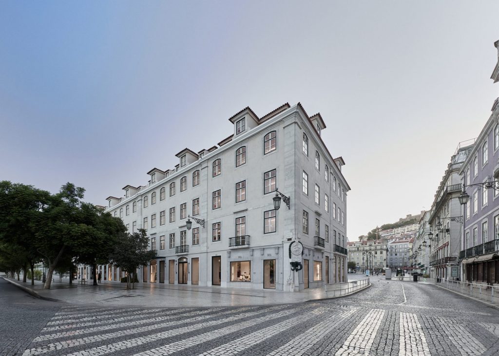 Flagship da Zara em Lisboa combina arquitetura histórica com experiência imersiva