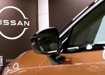 Nissan nomeia diretor como novo CEO, após desistência de plano de fusão com Honda