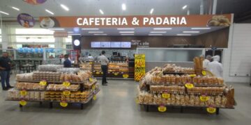 Assaí fecha o 1º tri de 2025 com a implementação de mais de 700 serviços em suas lojas