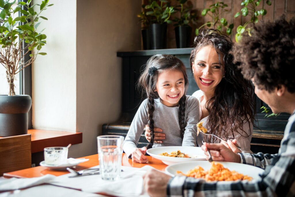 Dia das Mães: Maioria dos bares e restaurantes espera alta de até 20% no faturamento