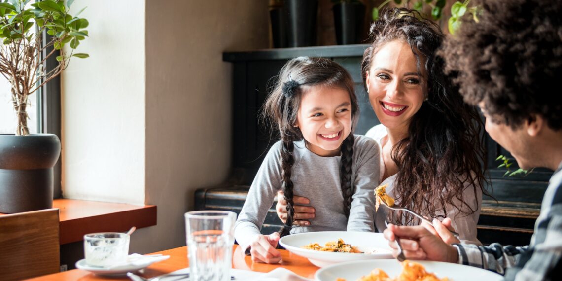 Dia das Mães: Maioria dos bares e restaurantes espera alta de até 20% no faturamento