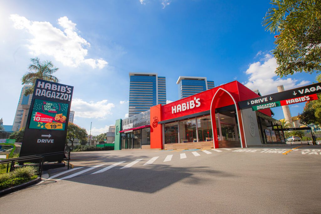 Grupo Habib's inaugura loja de 700 m² em Alphaville com conceito dual-branded