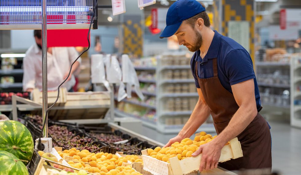 Supermercados defendem contrato de trabalho por hora