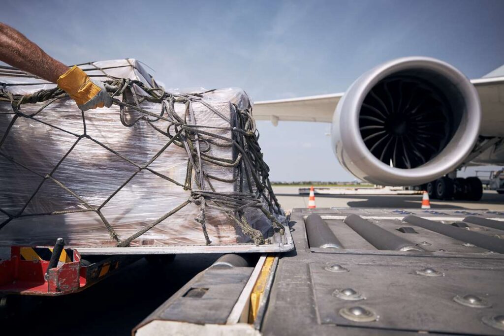 Empresa brasileira anuncia que vai projetar cabine do maior avião cargueiro do mundo