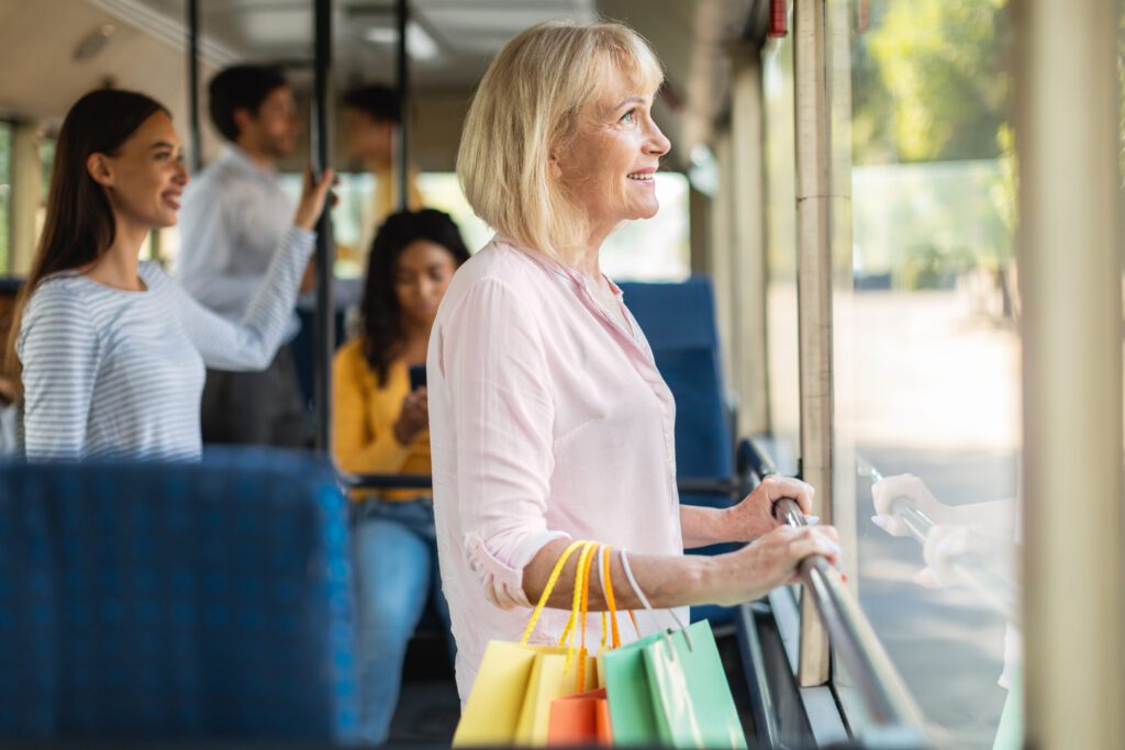 Passageiros de ônibus devem movimentar R$ 739 milhões no Dia dos Namorados em São Paulo
