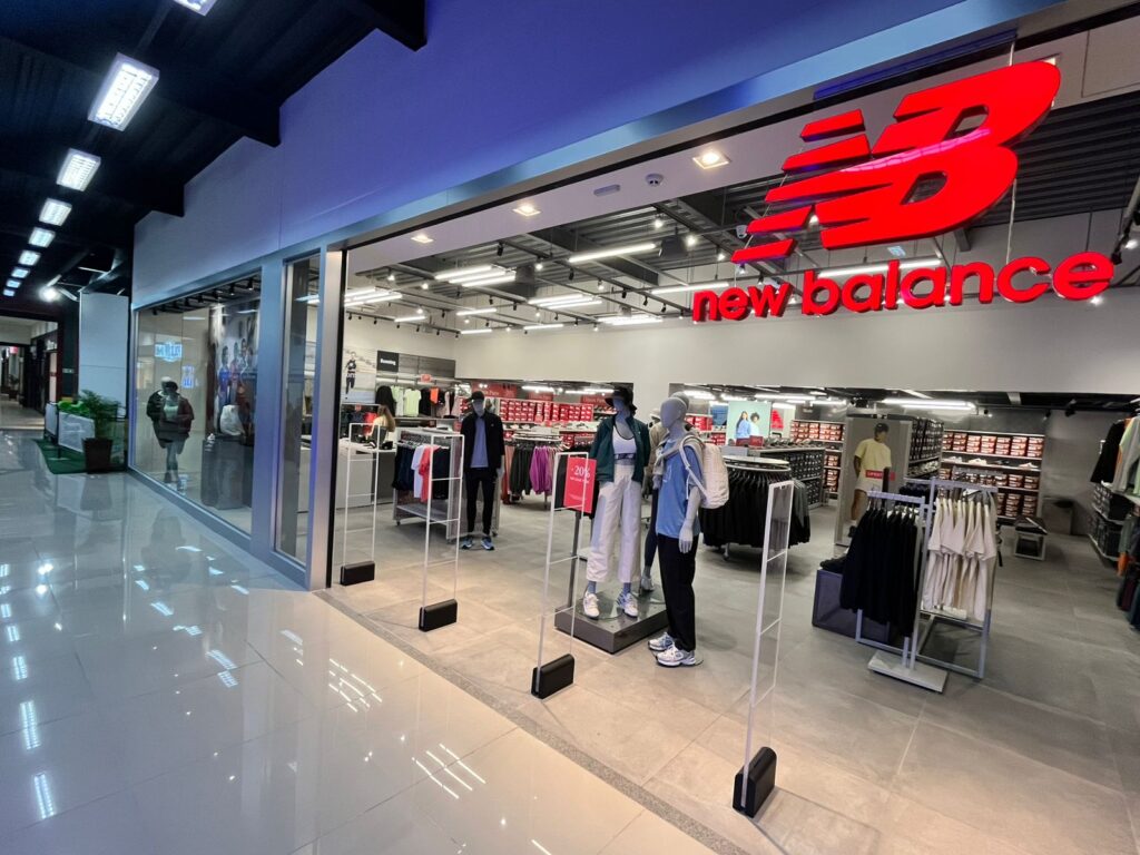 New Balance amplia presença em São Paulo com nova loja no formato outlet