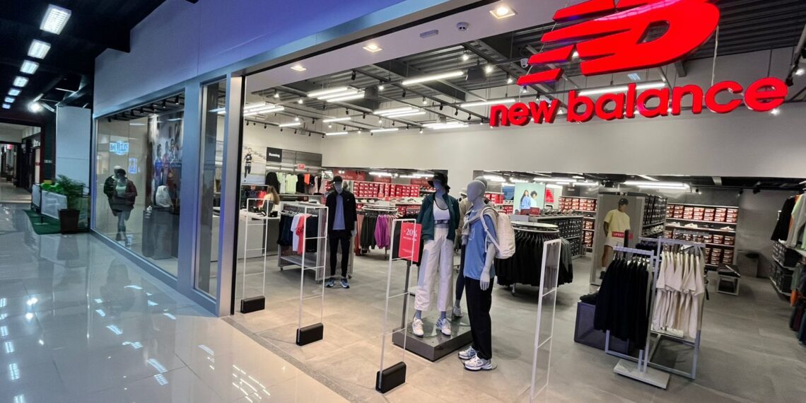 New Balance amplia presença em São Paulo com nova loja no formato outlet
