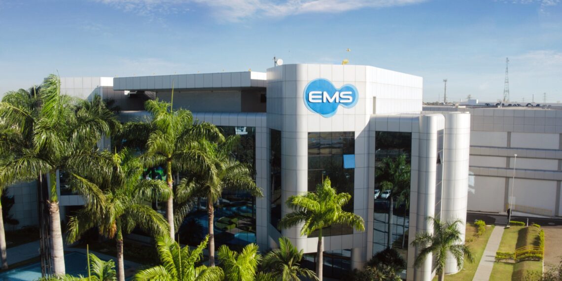 EMS lança recurso de IA para recomendações personalizadas no e-commerce B2B