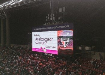 Mondelēz promove ação com pedido de casamento no MorumBIS
