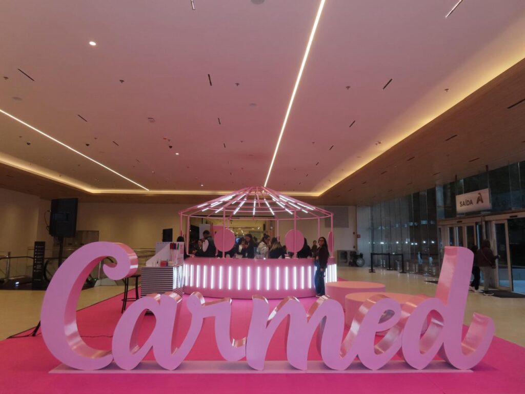 Carmed inaugura pop-up no Shopping Morumbi para promover nova linha de produtos