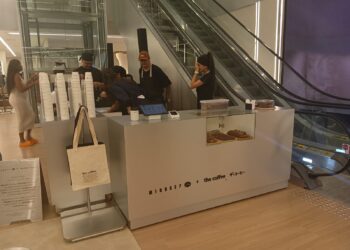 Nova loja conceito da C&A recebe cafeteria exclusiva em parceria com a The Coffee
