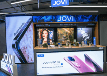 Marca de smartphones Jovi inaugura espaço dentro da megaloja Casas Bahia Berrini