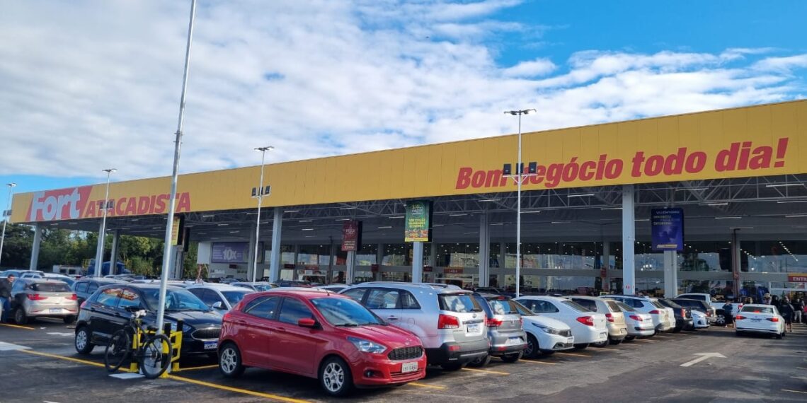 Grupo Pereira investe R$ 70 milhões na inauguração da sexta unidade do Fort Atacadista no RS