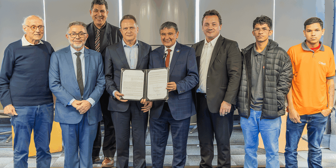 JBS firma acordo com governo federal para oferta de emprego a beneficiários do Bolsa Família