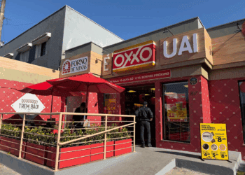 Primeira unidade da Oxxo com foco em foodservice é inaugurada em Campinas