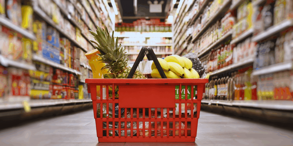 Consumo em supermercados cresceu 4% em julho, aponta Abras