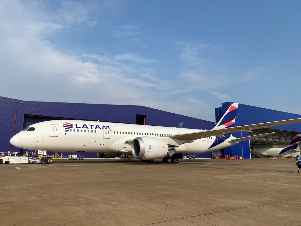 Latam inaugura hangar de R$ 40 mi para ampliar maior centro de manutenção da América do Sul