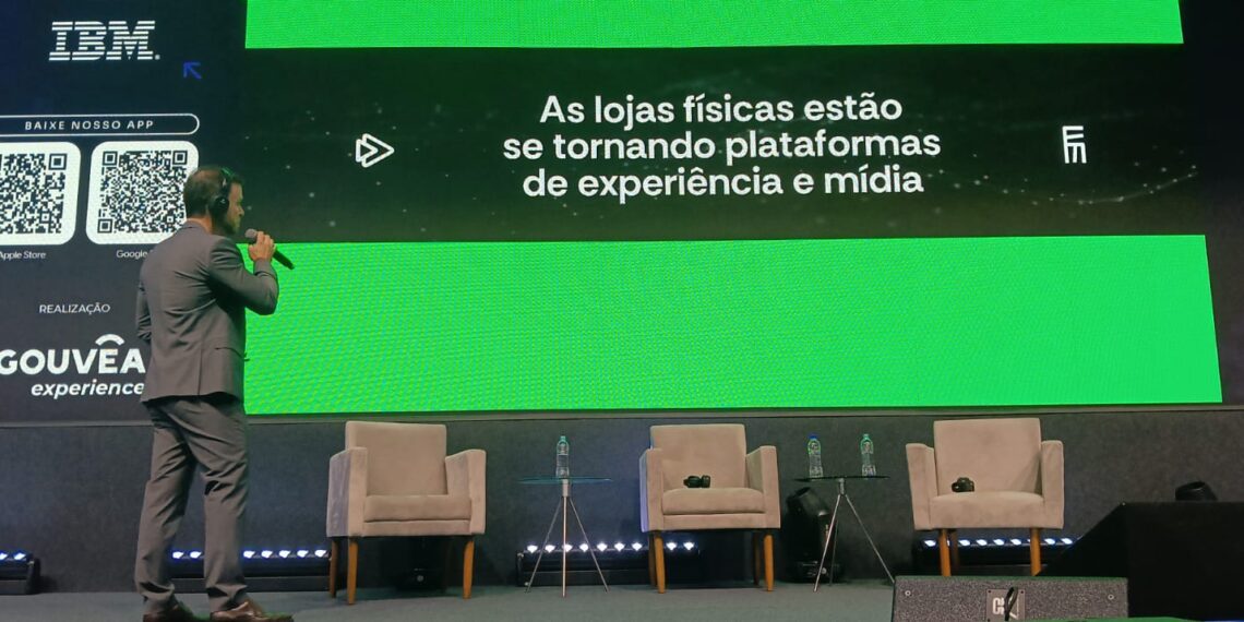 Retail media transforma lojas em plataformas de mídia e amplia a experiência do consumidor