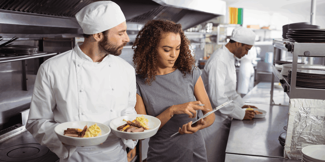 Conexões Estratégicas: a revolução constante do foodservice em nossas mãos