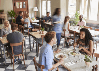 Setor de alimentação tem 43% das empresas com lucro em agosto