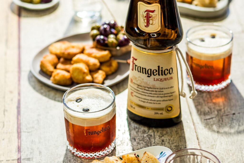 Grupo Campari reforça marketing para expandir Frangelico no país