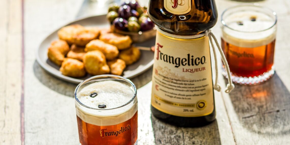 Grupo Campari reforça marketing para expandir Frangelico no país