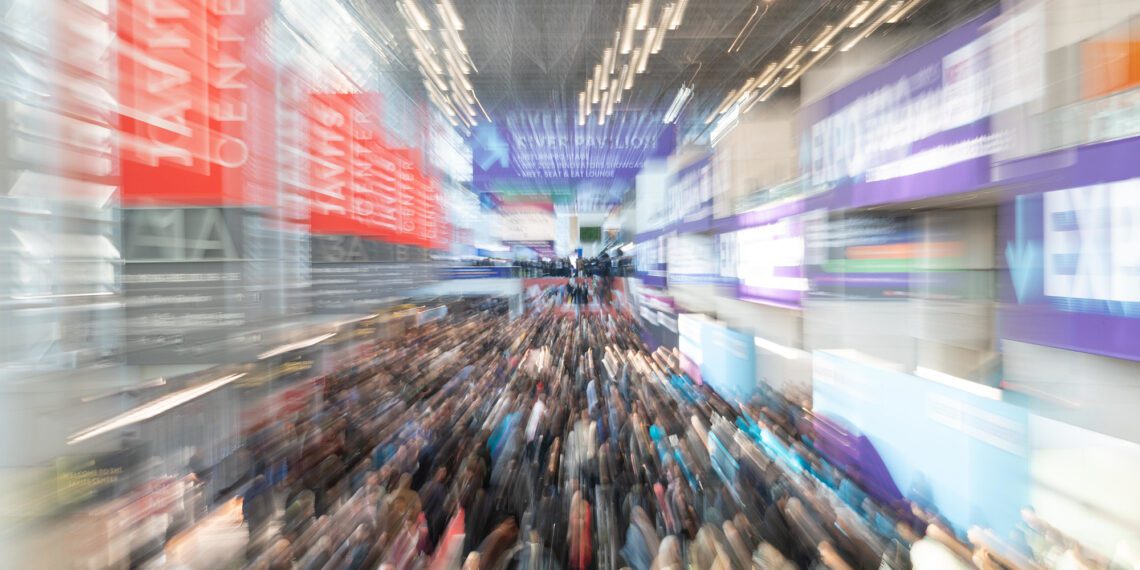 Vans, Abercrombie, Ulta Beauty e mais: NRF 2026 destaca mulheres que moldam o futuro do varejo
