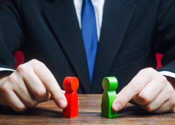 Toda polarização é burra de nascença. E quem a alimenta é limitado ou mal-intencionado