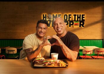 Burger King promove reencontro entre Popó e Wanderlei Silva em campanha do King em Dobro