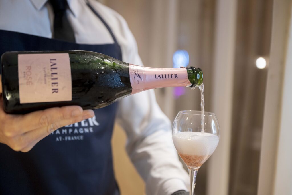 Grupo Campari entra no mercado de luxo com o lançamento do champanhe Lallier