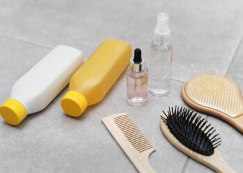 Anvisa suspende venda de cosméticos capilares e produtos com ozônio