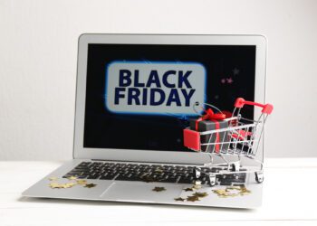 Black Friday deve movimentar R$ 5,4 bi, maior volume desde 2010, diz CNC