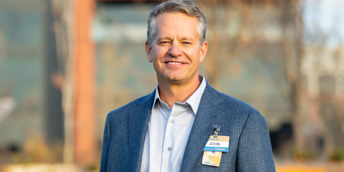 Walmart anuncia John Furner para suceder Doug McMillon como CEO global