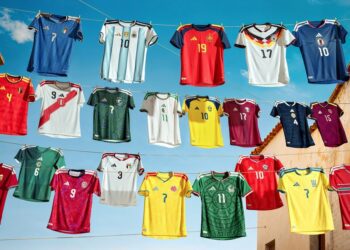 Adidas lança uniformes para 22 seleções da Copa do Mundo de 2026