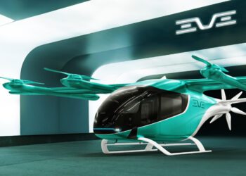 Eve, da Embraer, realiza primeiro voo do protótipo do 'carro voador' com sucesso