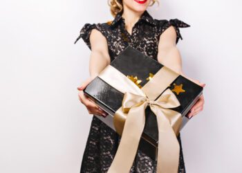 Natal deve acelerar vendas de luxo no e-commerce, aponta Infracommerce