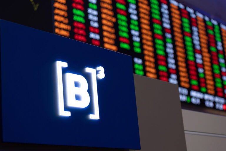 Analistas apostam em novos recordes da Bolsa, mesmo com dúvida sobre Selic e eleição