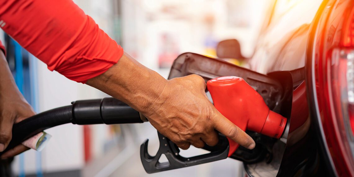Gasolina e etanol registram alta em dezembro