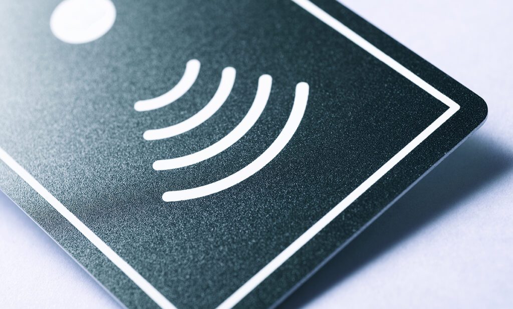 RFID como pilar da Inteligência Artificial no varejo?