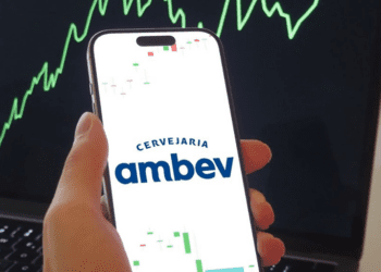 Lucro líquido da Ambev soma R$ 4,5 bilhões no 4º trimestre de 2025